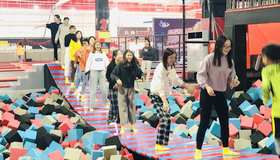 MAXIZM Trampoline Team Building Activity