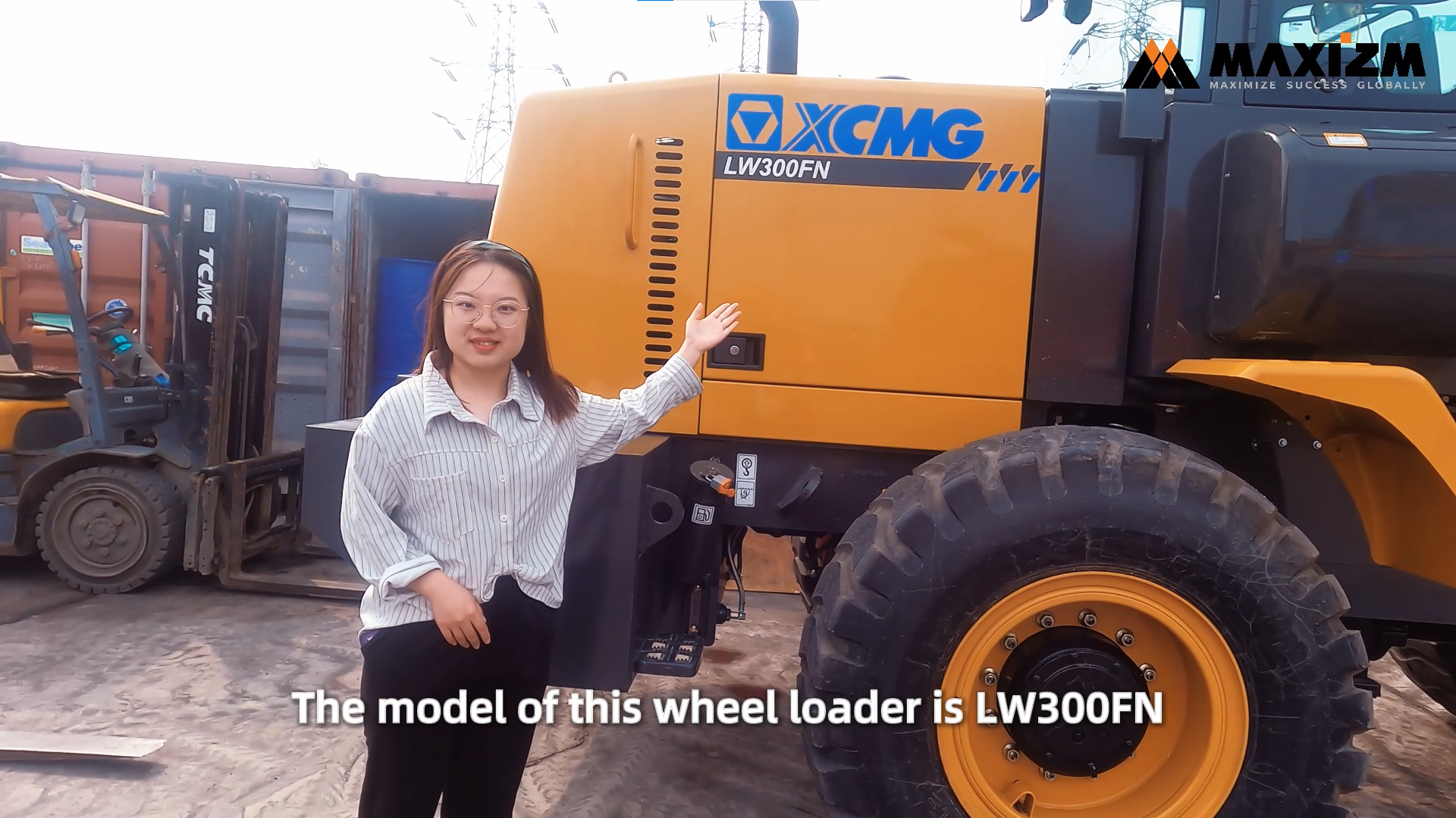 XCMG LW300FN Wheel Loader: Power And Versatility