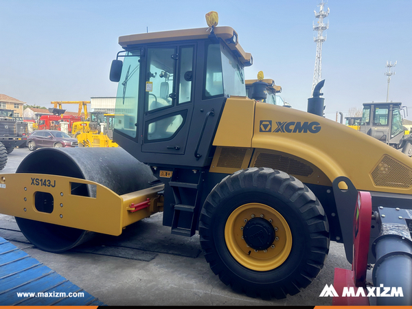 DR Congo - 2 Unit XCMG XS143J Road Roller