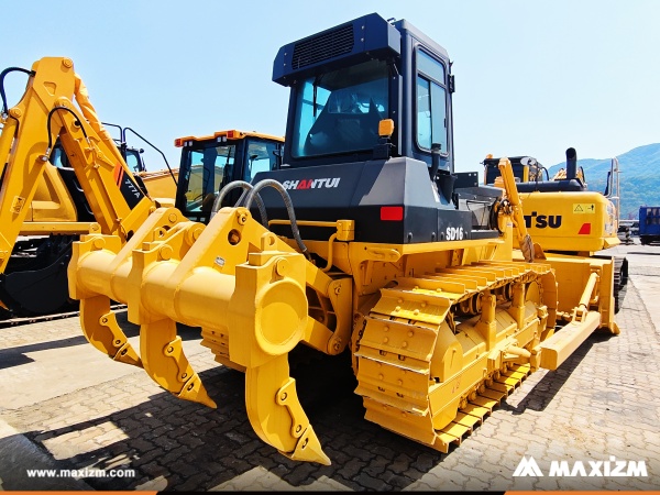 Gabon - 1 Unit SHANTUI SD16 Crawler Bulldozer