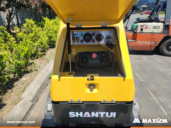 El Salvador - 1 Unit SHANTUI SRD016W Road Roller