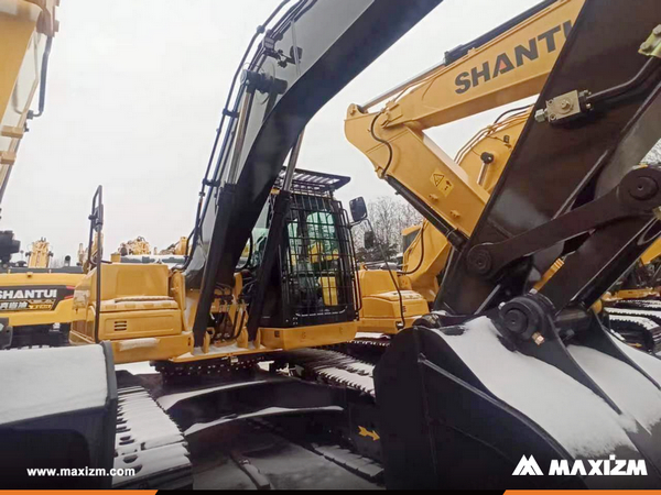 Guyana - 2 Units SHANTUI SE220 Crawler Excavator 