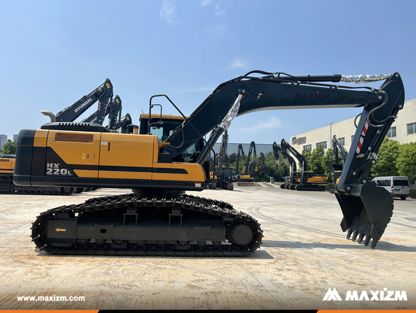 Russia - 1 Unit HYUNDAI HX220L Crawler Excavator 