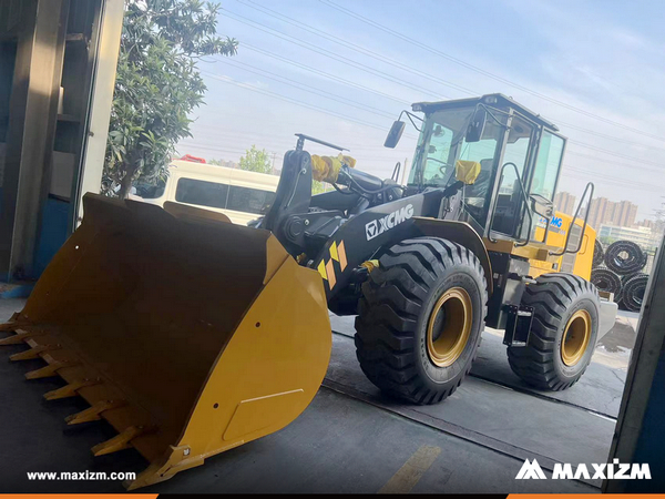 United Arab Emirates - 1 Unit XCMG LW500FN Wheel Loader  