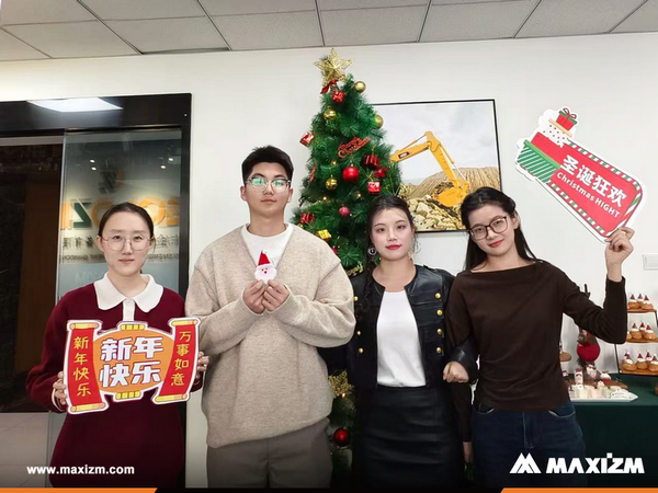 Qingdao Team Celebrates Christmas Together in a Warm and Joyful Atmosphere
