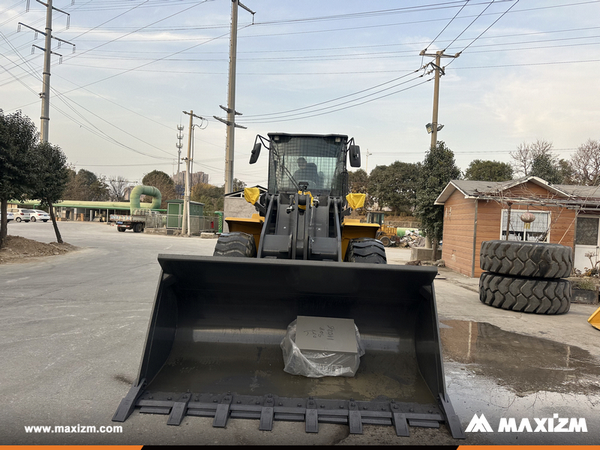 Somalia - 1 Unit XCMG XC948 Wheel Loader 