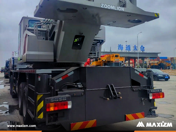 Zambia - 1 Unit ZOOMLION ZTC1300V57-1 Truck Crane 