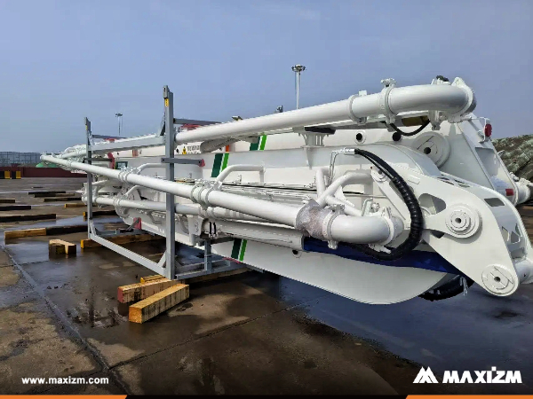 Congo - 1 Unit XCMG XS50 Concrete Pump Truck