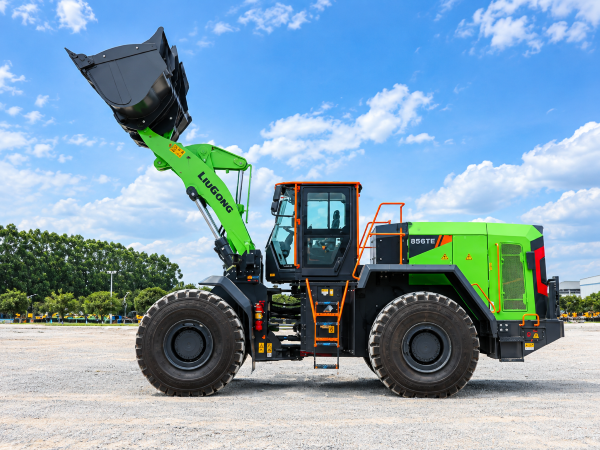  LIUGONG 886TE Electric Loader Enters Aggregate Operations