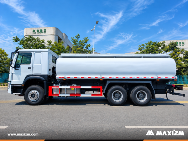 Guinea - 2 Units SINOTRUCK Dump Truck &  1 Water Truck & 1 Fuel Truck